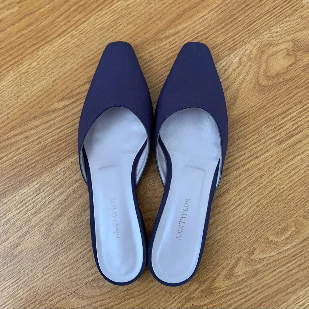 Ann Taylor Purple Almond Toe Vintage Mule 1” Heel Size 9M